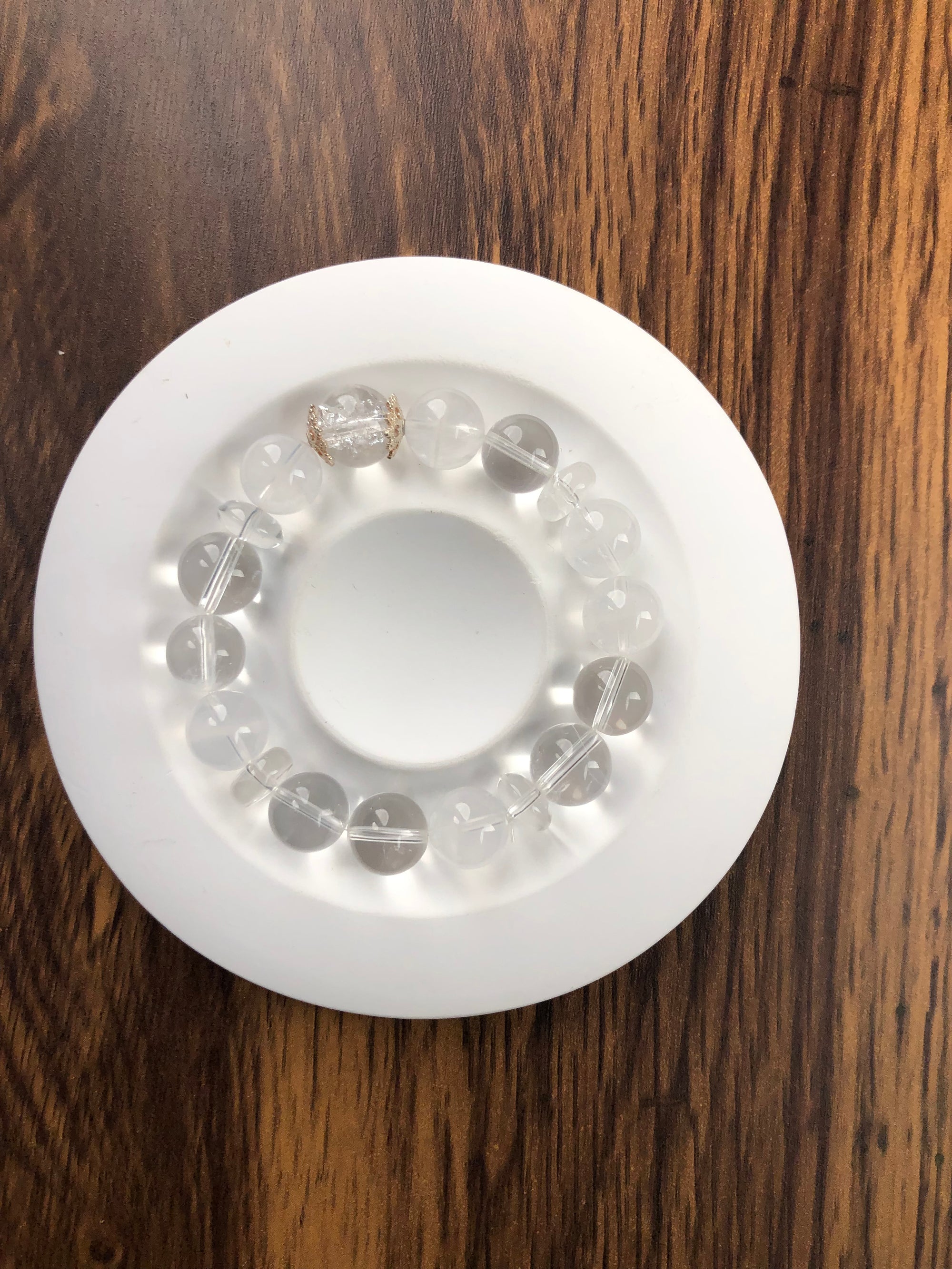 Fanmala Donghai natural stone natural white crystal ore tower column quartz specimen home decoration gift boyfriend girlfriend couple bracelet gift